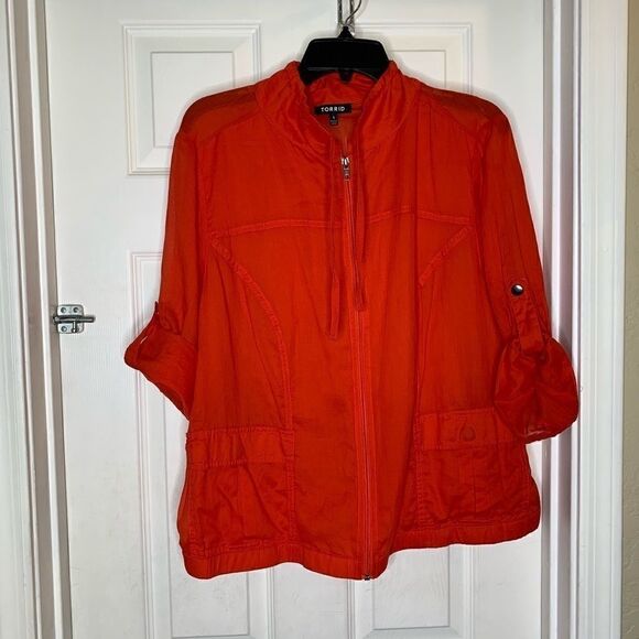 torrid Tops - Torrid Cropped Anorak Jacket in Sunset Red Size 1X